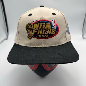 VTG Logo 7 Chicago Bulls Utah Jazz Hat Cap Beige Black Snapback NBA Finals 1997